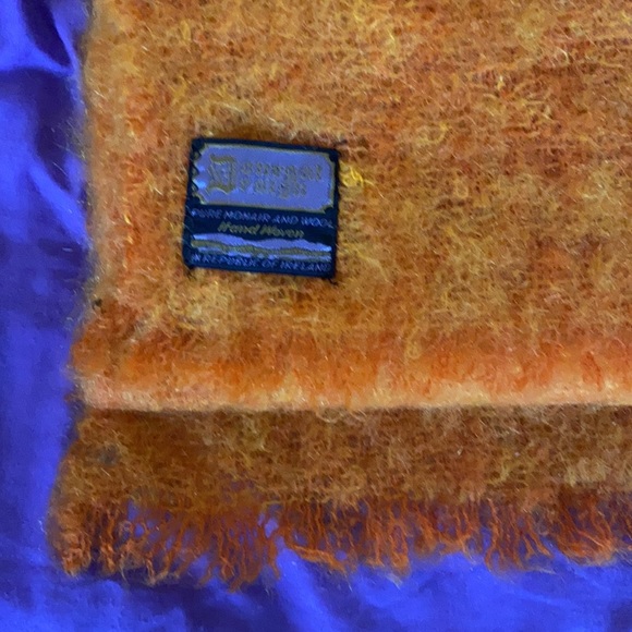 one cashmere; one mohair lot of two scarves - Picture 2 of 5